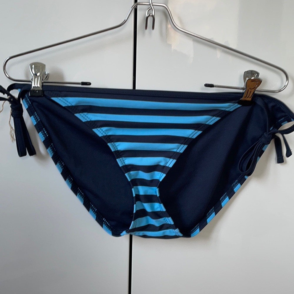 MOSSIMO Bikini Bottoms Blue/Back Sz Large NWOT